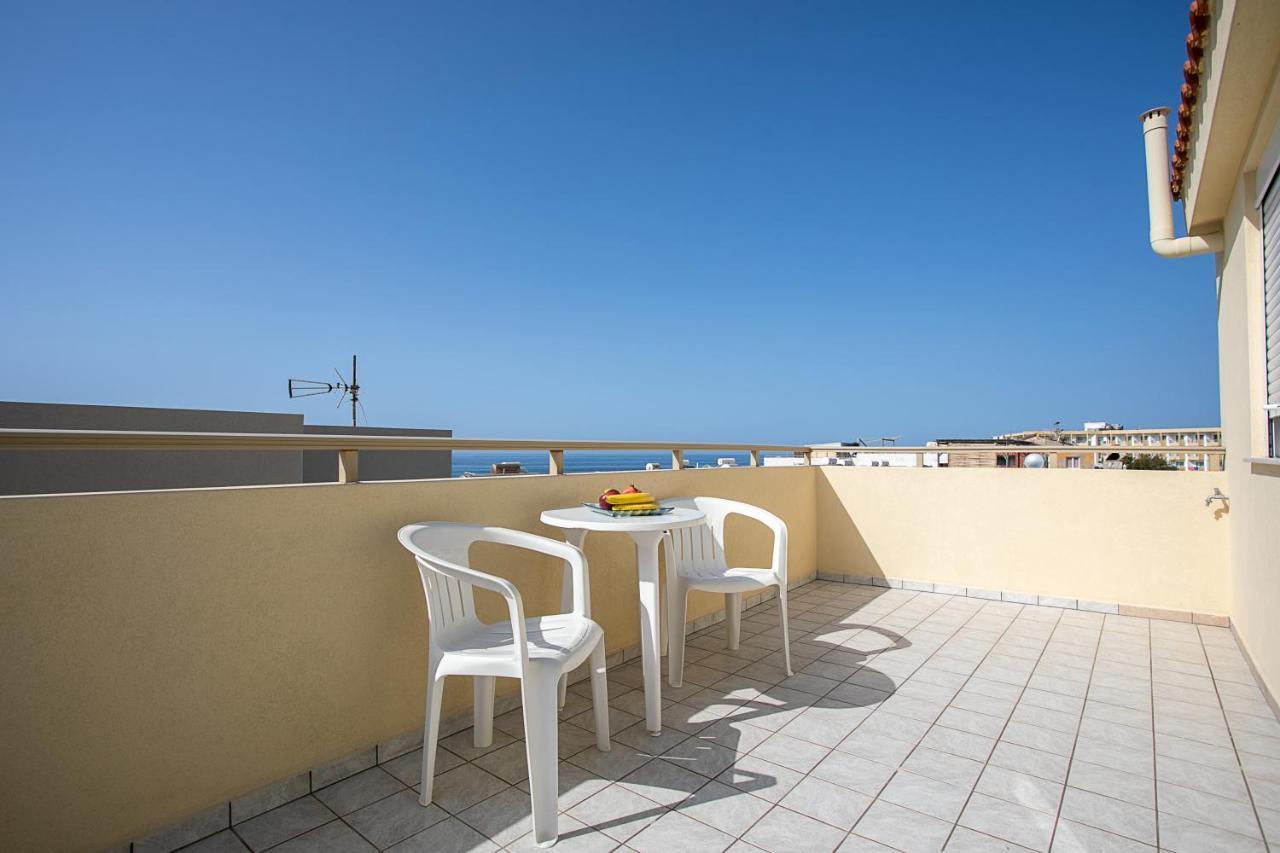 Rania Apartment Roof Terrace Sea View Kato Gouves Exterior foto